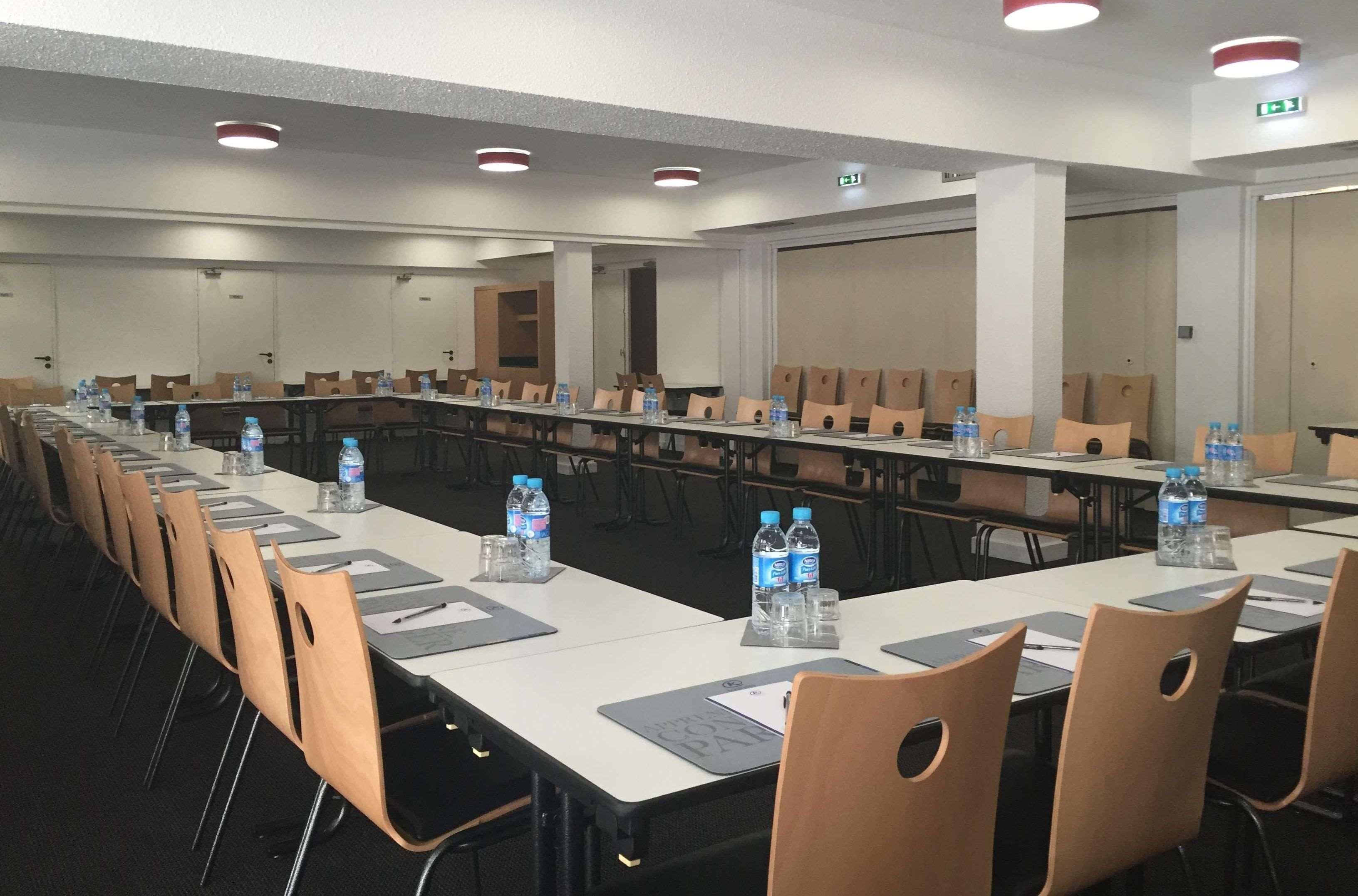 Kyriad Le Bourget Centre- Parc Des Expositions Zewnętrze zdjęcie