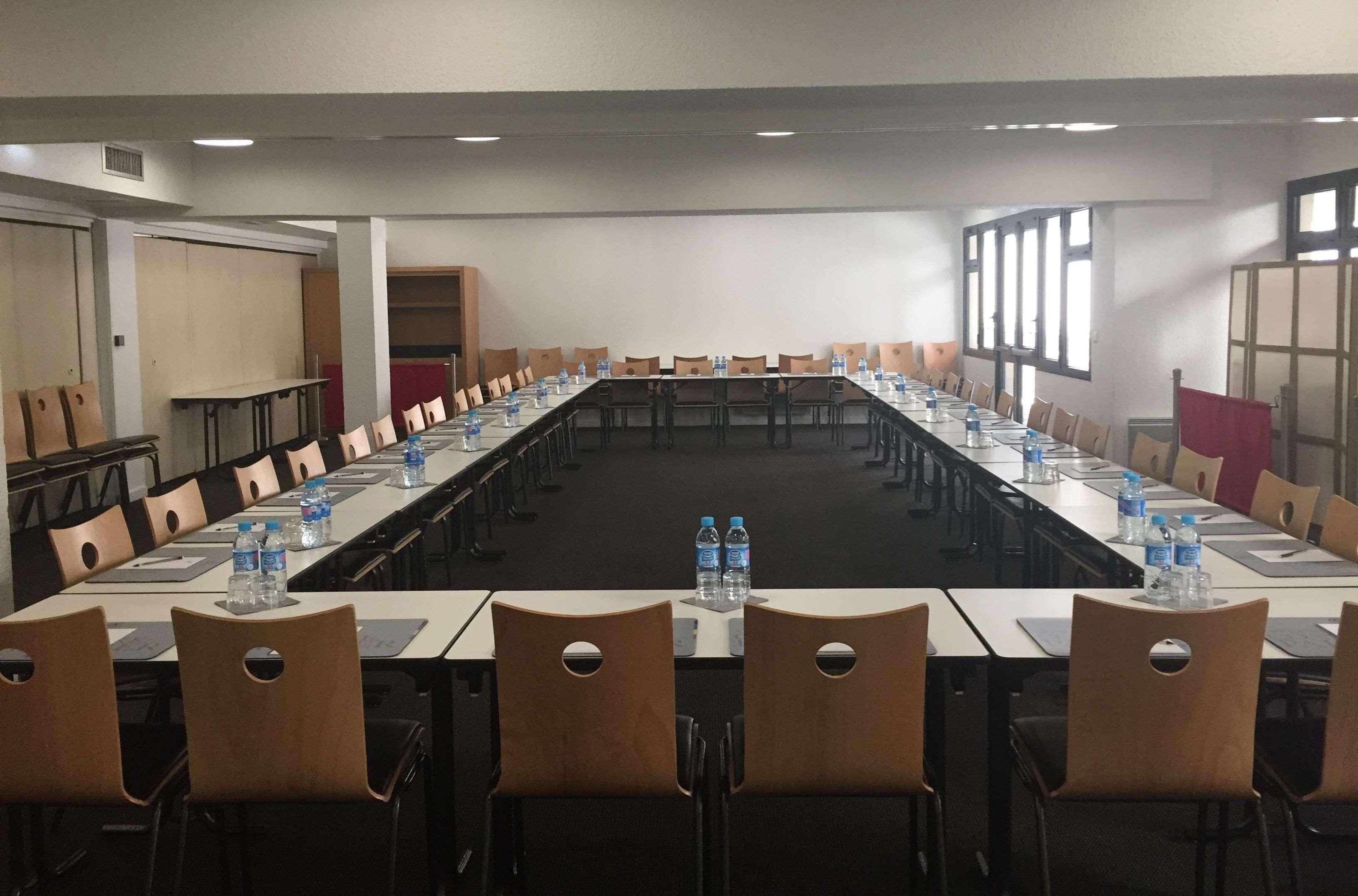 Kyriad Le Bourget Centre- Parc Des Expositions Zewnętrze zdjęcie